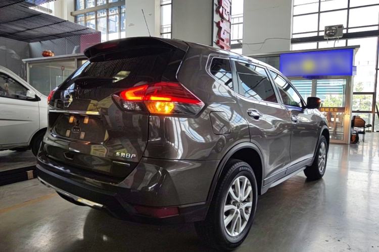 Used Nissan X-Trail 2019 2.0L CVT Comfort Edition 2WD Rear Right 45 Deg