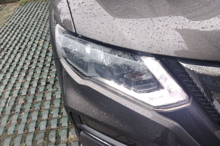 Used Nissan X-Trail 2019 2.0L CVT Smart Connect Comfort Edition 2WD Right Front Headlight