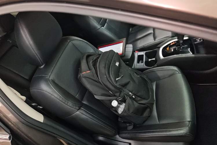 Used Nissan X-Trail 2019 2.0L CVT Smart Connect Comfort Edition 2WD Right Front Seat