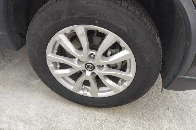 Used Nissan X-Trail 2019 2.0L CVT Smart Connect Comfort Edition 2WD Right Front Wheel Hub