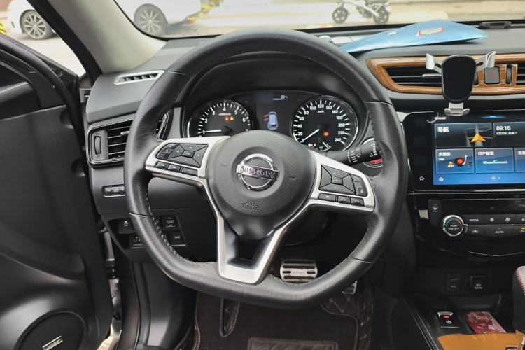Used Nissan X-Trail 2019 2.5L CVT Smart Connect Luxury Edition 4WD Steering Wheel
