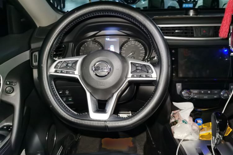 Used Nissan X-Trail 2019 2.5L CVT Smart Connect Luxury Edition 4WD Steering Wheel