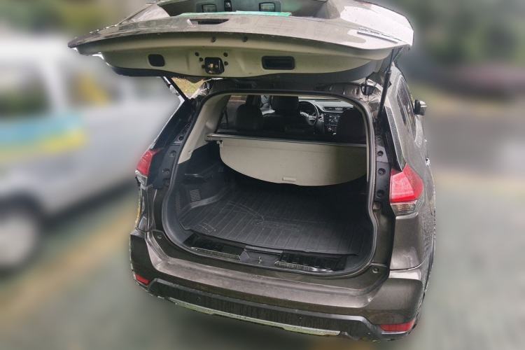 Used Nissan X-Trail 2019 2.0L CVT Smart Connect Comfort Edition 2WD Trunk