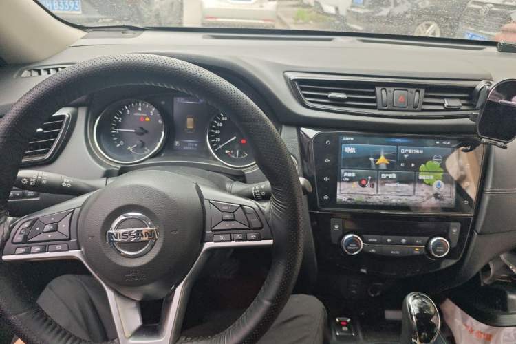 Used Nissan X-Trail 2020 2.0L XL ITS CVT 2WD SmartConnect Comfort Edition Audio And AC Panel