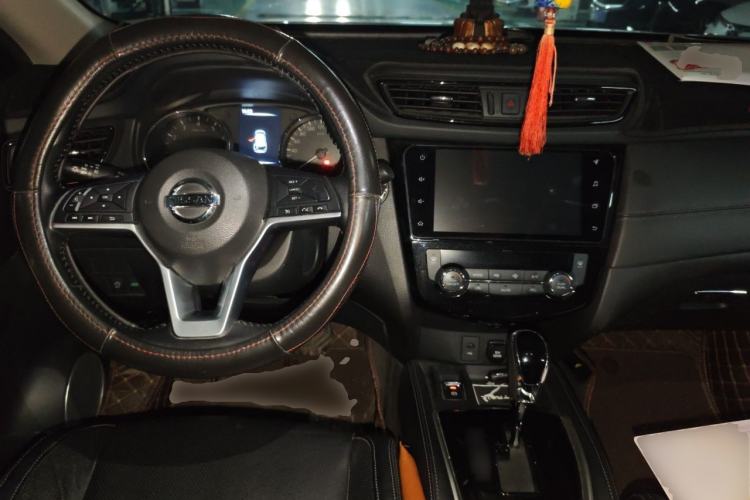Used Nissan X-Trail 2020 2.0L XL ITS CVT 2WD SmartConnect Comfort Edition Center Console