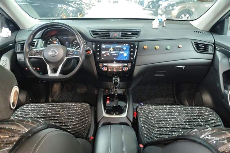 Used Nissan X-Trail 2020 2.5L XL ITS CVT 4WD Deluxe Navigation Edition Center Console