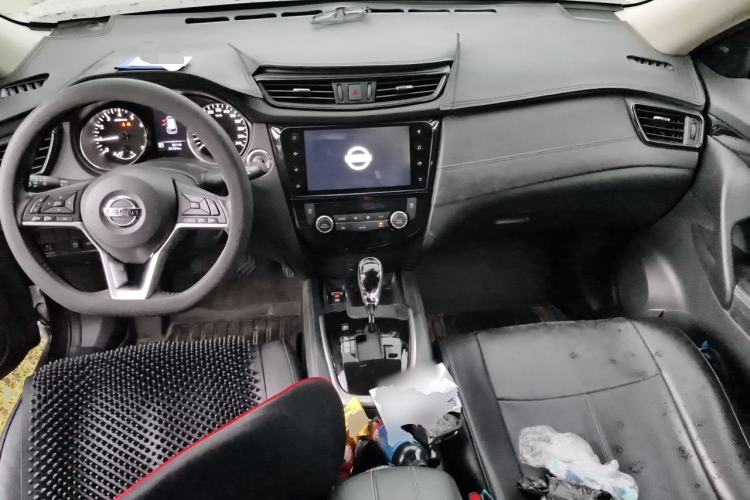 Used Nissan X-Trail 2020 2.0L XL ITS CVT 2WD SmartConnect Comfort Edition Center Console