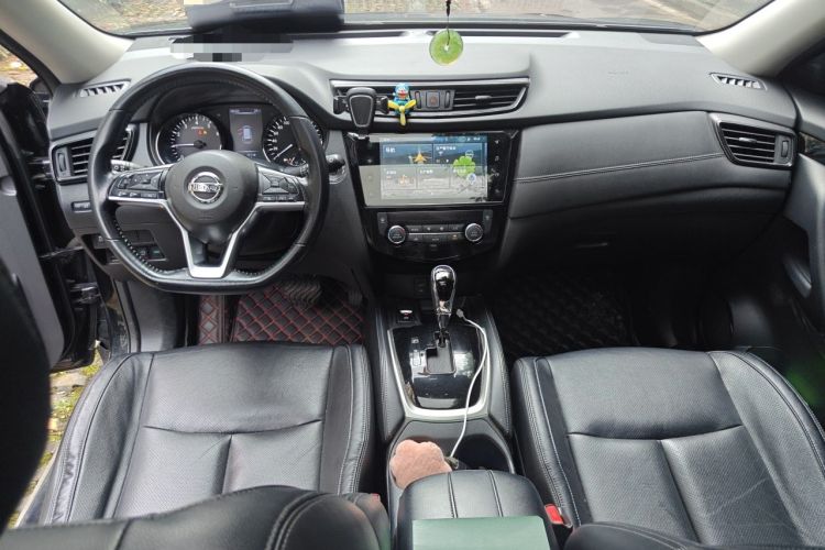 Used Nissan X-Trail 2020 2.0L XL ITS CVT 2WD SmartConnect Comfort Edition Center Console