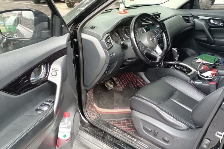 Used Nissan X-Trail 2020 2.0L XL Premium CVT 2WD SmartConnect Luxury Edition Driver Seat