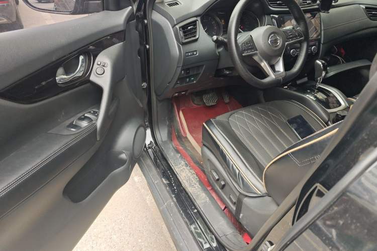 Used Nissan X-Trail 2020 2.0L XL ITS CVT 2WD SmartConnect Comfort Edition Driver Seat