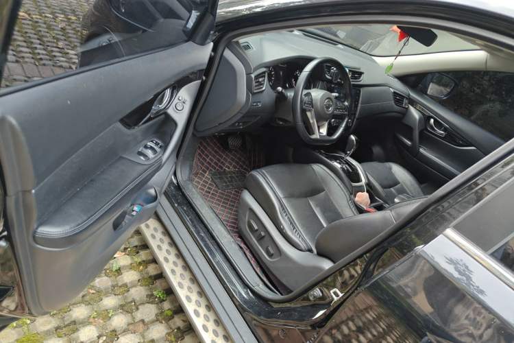 Used Nissan X-Trail 2020 2.0L XL ITS CVT 2WD SmartConnect Comfort Edition Driver Seat