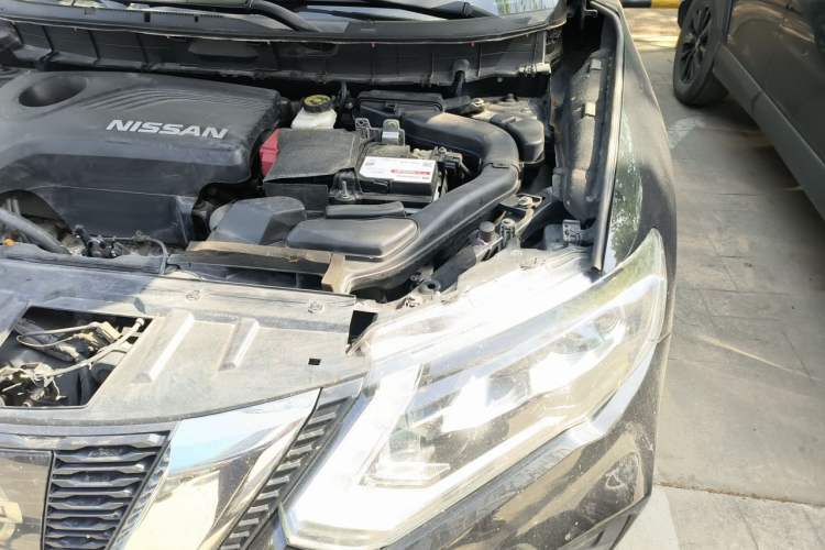 Used Nissan X-Trail 2020 2.5L XL ITS CVT 4WD Deluxe Navigation Edition Engine Bay Left