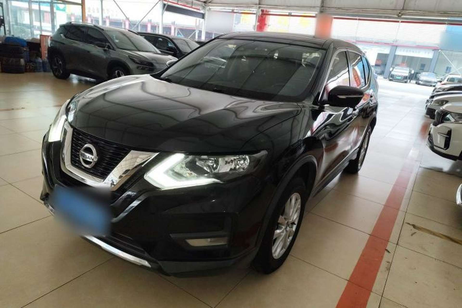 Used Nissan X-Trail 2020 2.0L XL ITS CVT 2WD SmartConnect Comfort Edition Front Left 45 Deg