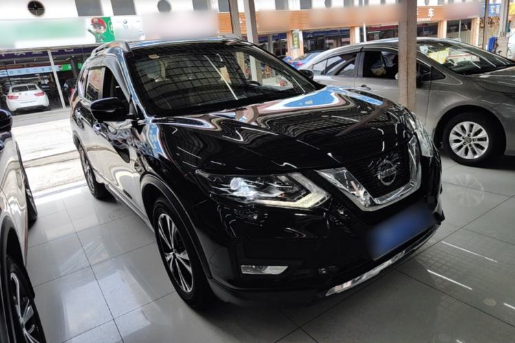 Used Nissan X-Trail 2020 2.5L XL ITS CVT 4WD Deluxe Navigation Edition Front Right 45 Deg