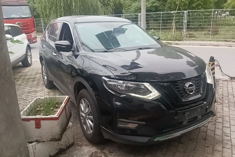 Used Nissan X-Trail 2020 2.0L XL ITS CVT 2WD SmartConnect Comfort Edition Front Right 45 Deg