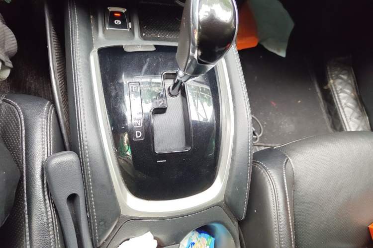 Used Nissan X-Trail 2020 2.0L XL ITS CVT 2WD SmartConnect Comfort Edition Gear Lever