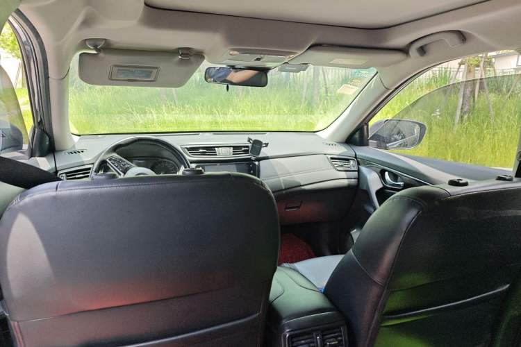 Used Nissan X-Trail 2020 2.0L XL ITS CVT 2WD SmartConnect Comfort Edition Headliner