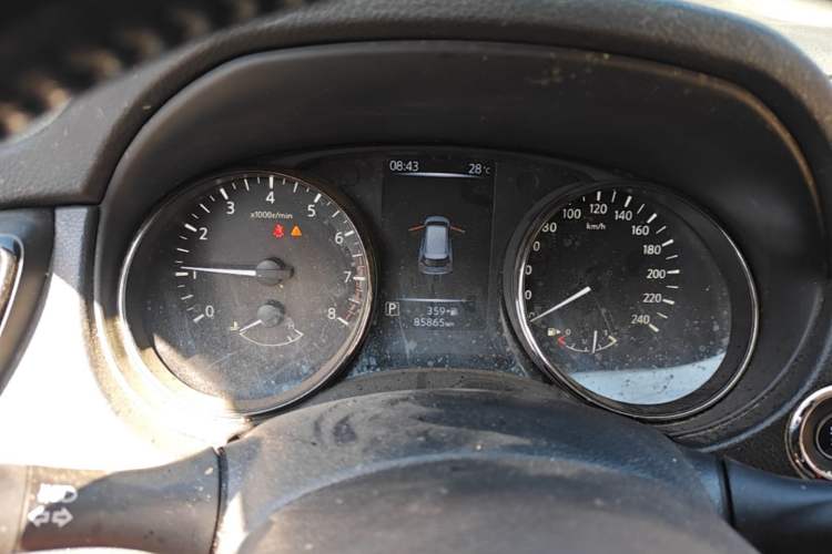 Used Nissan X-Trail 2020 2.0L XL Premium CVT 2WD SmartConnect Luxury Edition Instrument Cluster