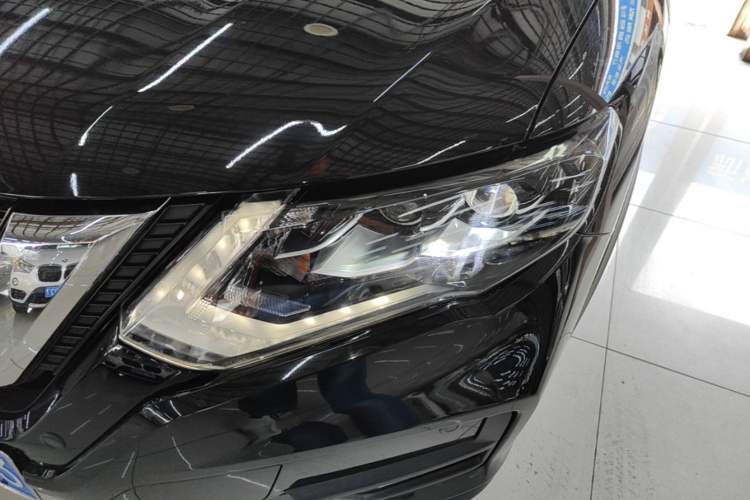 Used Nissan X-Trail 2020 2.5L XL ITS CVT 4WD Deluxe Navigation Edition Left Front Headlight