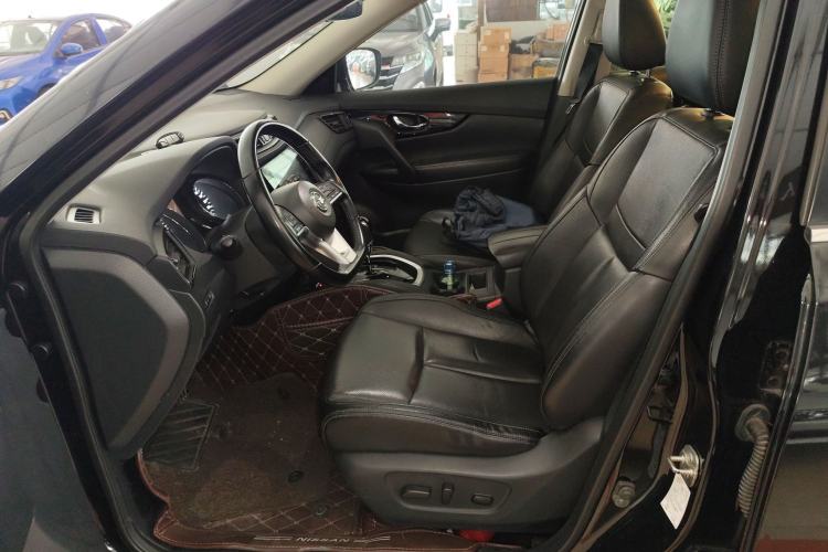 Used Nissan X-Trail 2020 2.0L XL ITS CVT 2WD SmartConnect Comfort Edition Left Front Seat