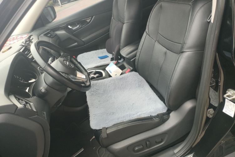 Used Nissan X-Trail 2020 2.0L XL Premium CVT 2WD SmartConnect Luxury Edition Left Front Seat