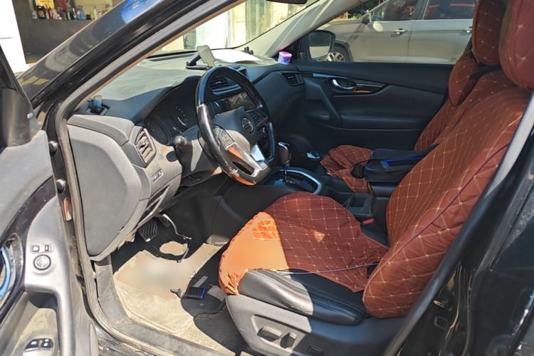 Used Nissan X-Trail 2020 2.0L XL Premium CVT 2WD SmartConnect Luxury Edition Left Front Seat
