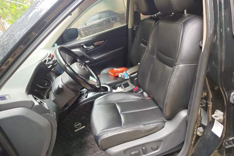 Used Nissan X-Trail 2020 2.0L XL ITS CVT 2WD SmartConnect Comfort Edition Left Front Seat