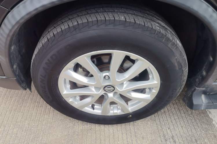 Used Nissan X-Trail 2020 2.0L XL ITS CVT 2WD SmartConnect Comfort Edition Left Front Wheel Hub