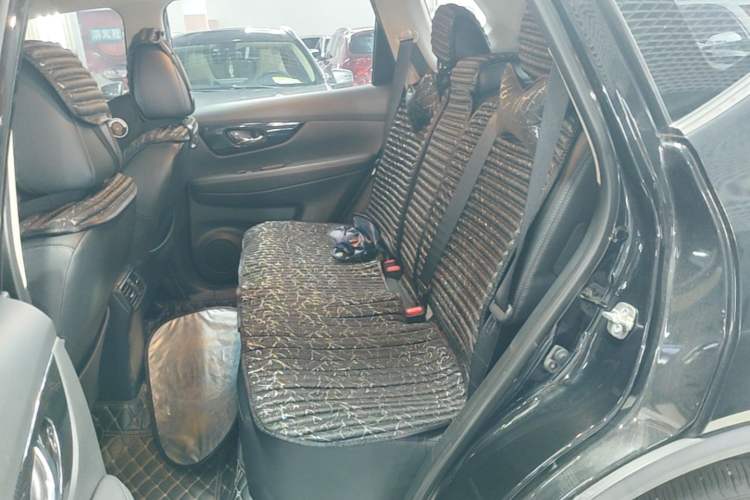 Used Nissan X-Trail 2020 2.5L XL ITS CVT 4WD Deluxe Navigation Edition Left Rear Seat