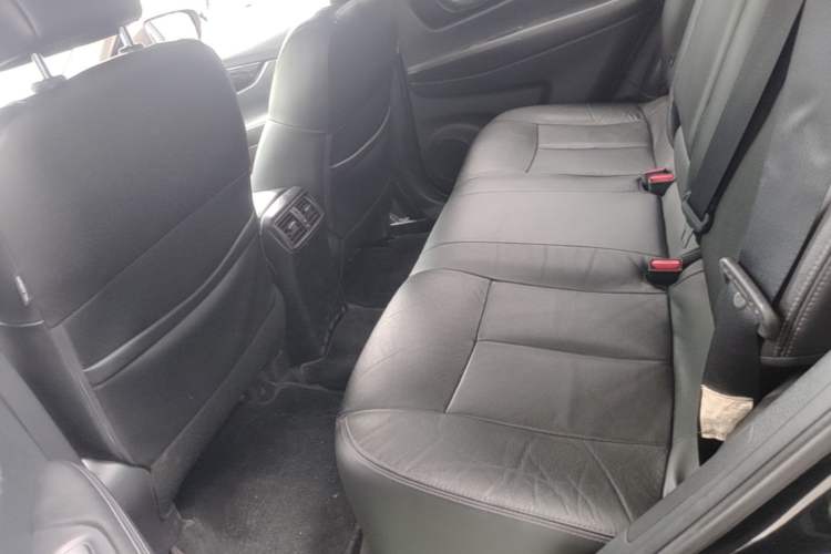 Used Nissan X-Trail 2020 2.0L XL ITS CVT 2WD SmartConnect Comfort Edition Left Rear Seat