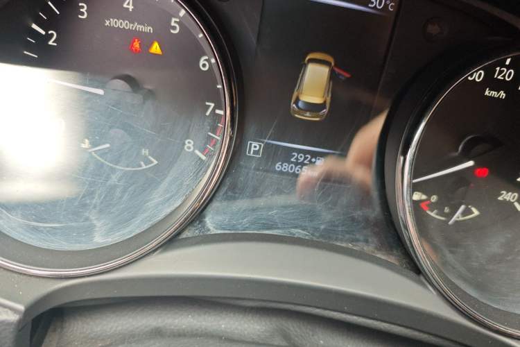 Used Nissan X-Trail 2020 2.0L XL ITS CVT 2WD SmartConnect Comfort Edition Odometer Close Up