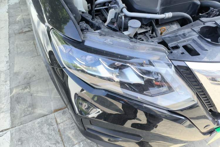Used Nissan X-Trail 2020 2.5L XL ITS CVT 4WD Deluxe Navigation Edition Right Front Headlight