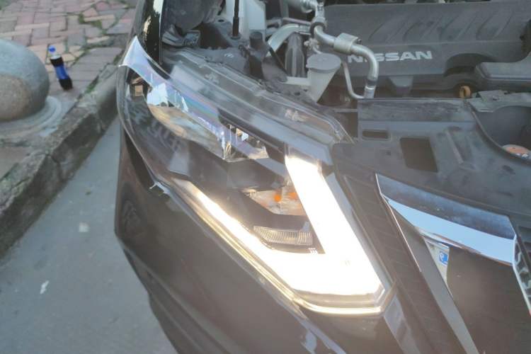 Used Nissan X-Trail 2020 2.0L XL ITS CVT 2WD SmartConnect Comfort Edition Right Front Headlight