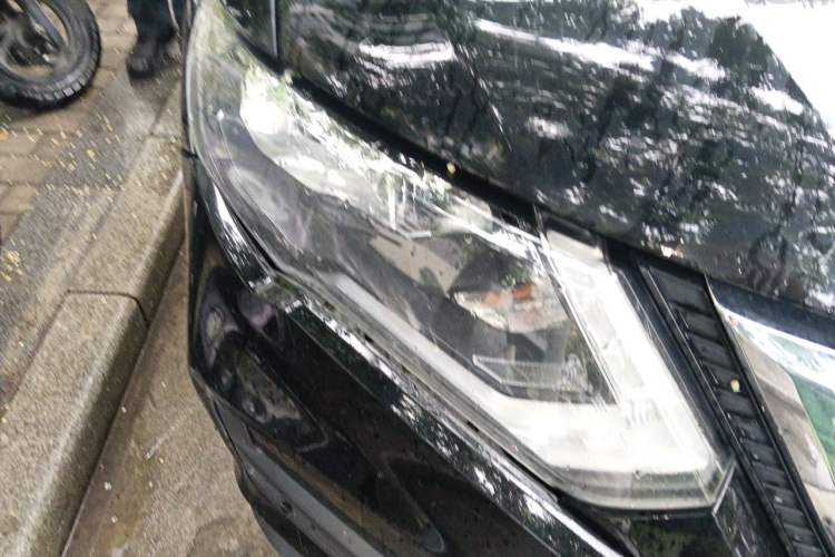 Used Nissan X-Trail 2020 2.0L XL ITS CVT 2WD SmartConnect Comfort Edition Right Front Headlight