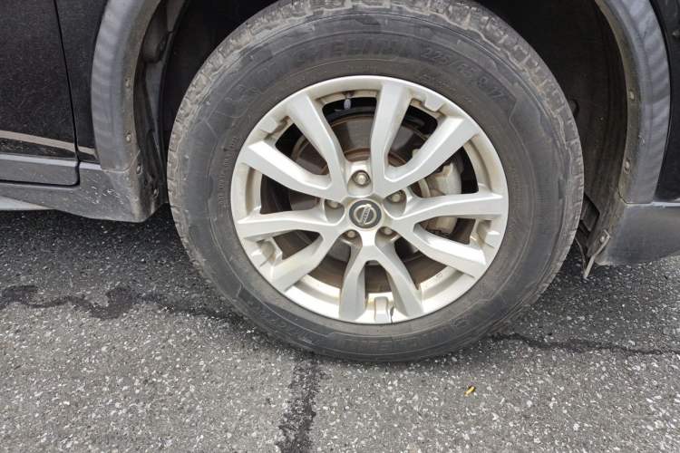Used Nissan X-Trail 2020 2.0L XL ITS 3-Row CVT 2WD SmartConnect 7-Seater Comfort Edition Right Front Wheel Hub