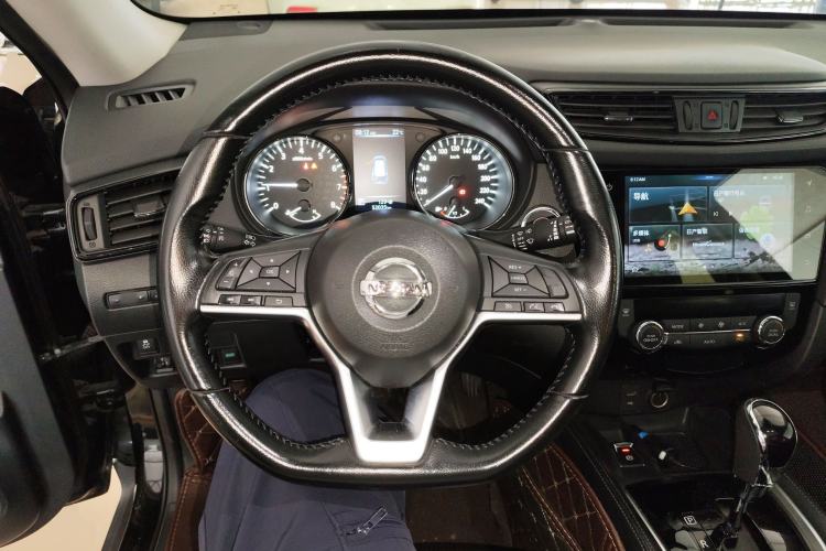 Used Nissan X-Trail 2020 2.0L XL ITS CVT 2WD SmartConnect Comfort Edition Steering Wheel