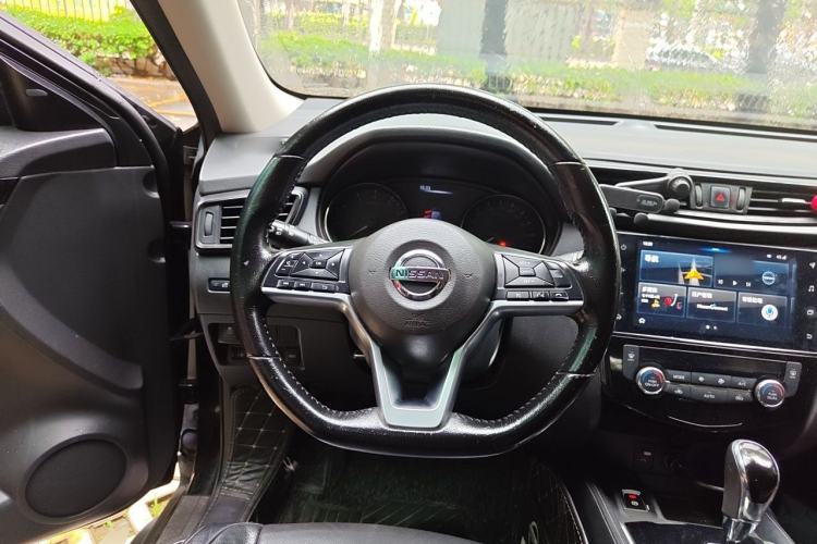 Used Nissan X-Trail 2020 2.0L XL ITS CVT 2WD SmartConnect Comfort Edition Steering Wheel