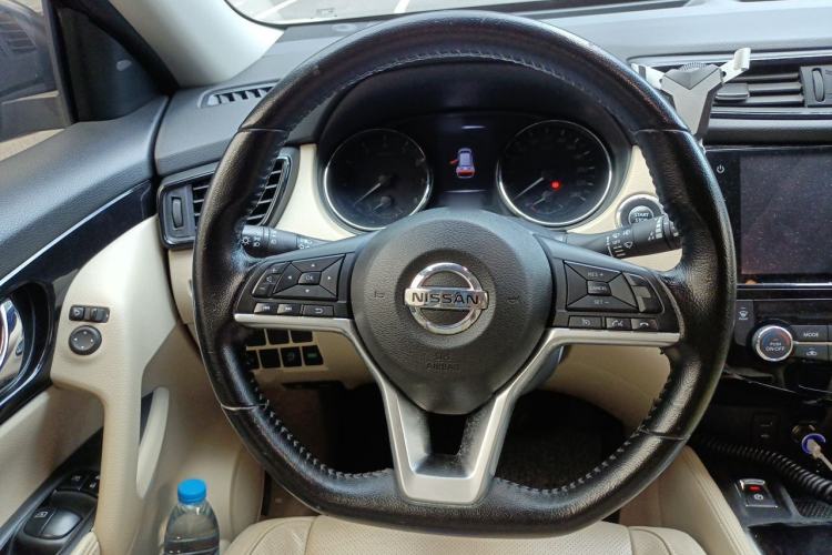 Used Nissan X-Trail 2020 2.0L XL ITS 3-Row CVT 2WD SmartConnect 7-Seater Comfort Edition Steering Wheel