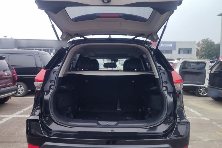 Used Nissan X-Trail 2020 2.0L XL ITS CVT 2WD SmartConnect Comfort Edition Trunk