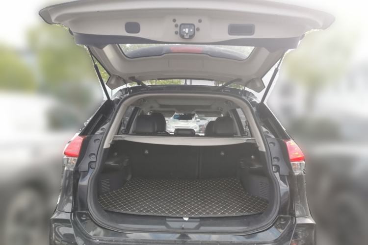 Used Nissan X-Trail 2020 2.0L XL ITS CVT 2WD SmartConnect Comfort Edition Trunk