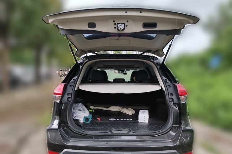 Used Nissan X-Trail 2020 2.0L XL ITS CVT 2WD SmartConnect Comfort Edition Trunk