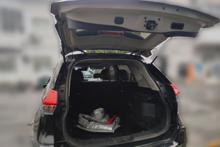 Used Nissan X-Trail 2020 2.0L XL ITS CVT 2WD SmartConnect Comfort Edition Trunk