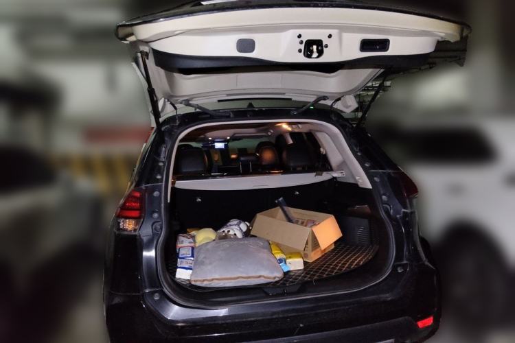 Used Nissan X-Trail 2020 2.0L XL ITS CVT 2WD SmartConnect Comfort Edition Trunk