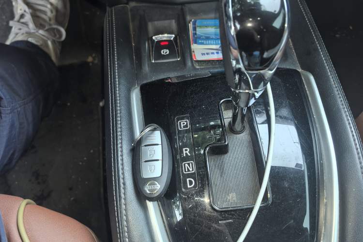 Used Nissan X-Trail 2020 2.0L XL Premium CVT 2WD SmartConnect Luxury Edition Vehicle Key