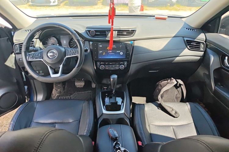 Used Nissan X-Trail 2020 2.0L XL ITS CVT 2WD SmartConnect Comfort Edition Center Console