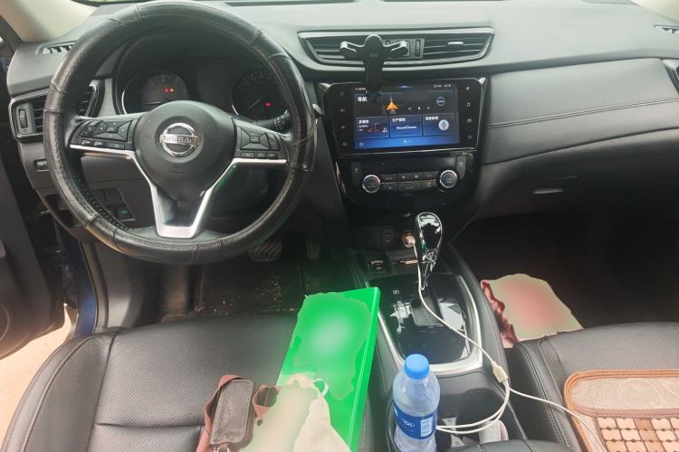 Used Nissan X-Trail 2020 2.0L XL ITS CVT 2WD SmartConnect Comfort Edition Center Console
