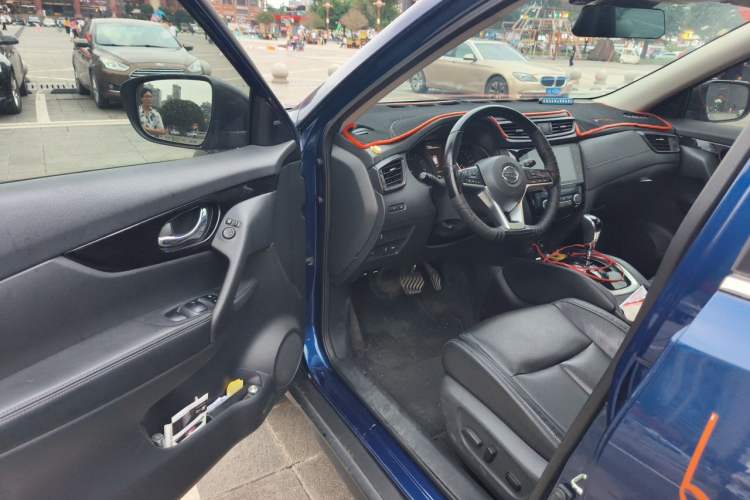 Used Nissan X-Trail 2020 2.0L XL ITS CVT 2WD SmartConnect Comfort Edition Driver Seat
