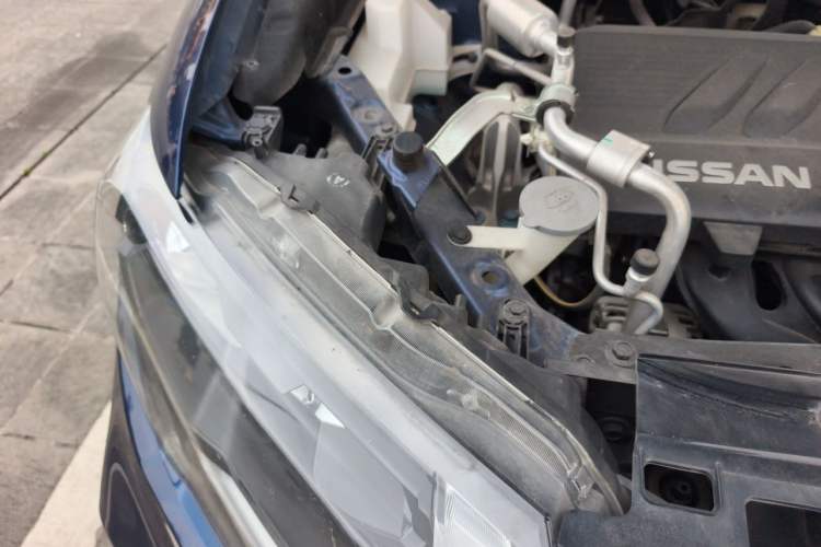 Used Nissan X-Trail 2020 2.0L XL ITS CVT 2WD SmartConnect Comfort Edition Engine Bay Right