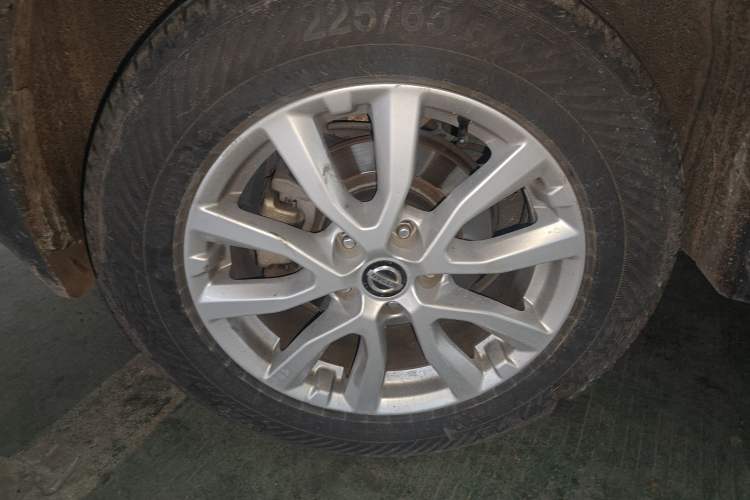 Used Nissan X-Trail 2020 2.0L XL ITS CVT 2WD SmartConnect Comfort Edition Exterior 5