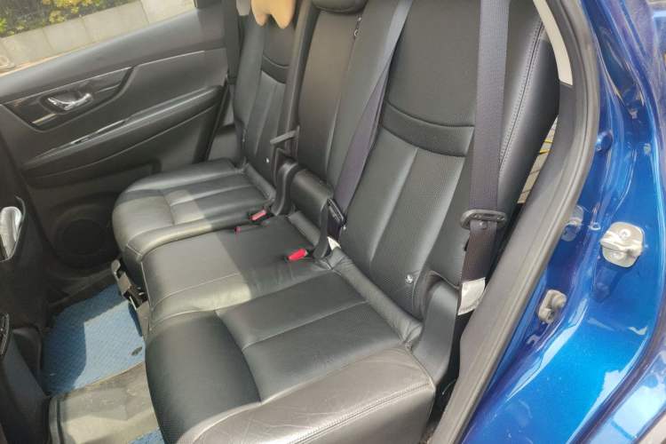 Used Nissan X-Trail 2020 2.5L XL ITS 3-Row CVT 4WD Seven-Seater Luxury Navigation Edition Left Rear Seat